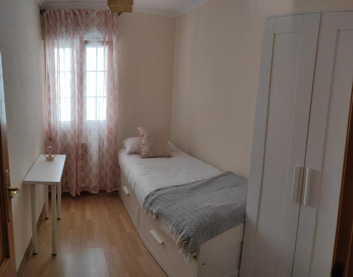 Apartamento De 2 Habitaciones A Un Paso De Begona Χιχόν Εξωτερικό φωτογραφία